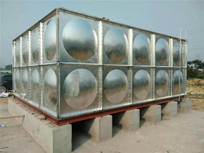 鄭州不鏽鋼消防（fáng）水（shuǐ）箱廠家講解控製不鏽鋼水（shuǐ）箱水位的方法